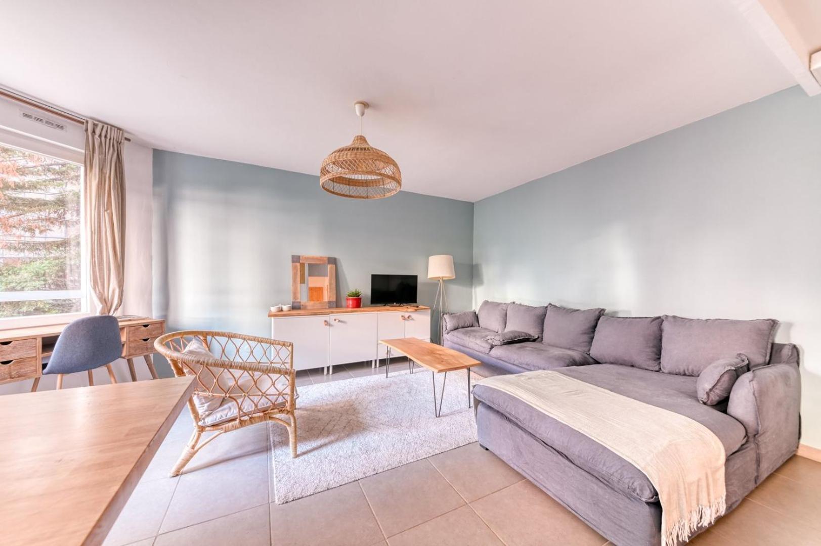 Guestready - Sunny Japandi In Central Лион Экстерьер фото